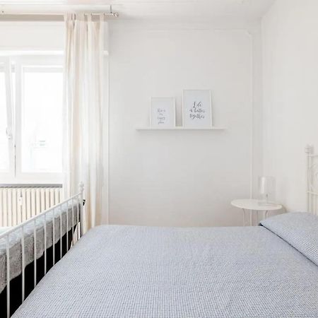 Spaziosa Matrimoniale Nel Centro Di Modena Appartement Buitenkant foto